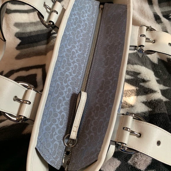 Authentic Coach Medium Blue & White Tote J35-6383 - Picture 4 of 8